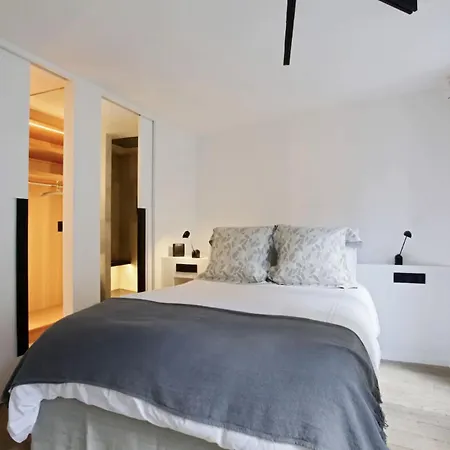 St-germain/louvre - Stylish Townhouse Of 1600