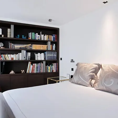 St-germain/louvre - Stylish Townhouse Of 1600 Apartament *